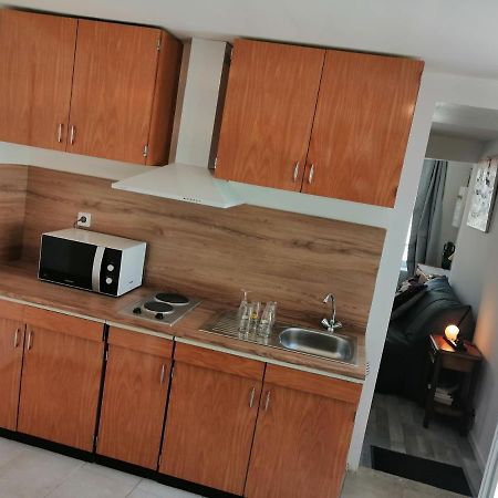 Logement entier f Courtenay  Extérieur photo