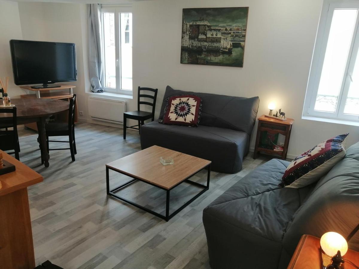 Logement entier f Courtenay  Extérieur photo
